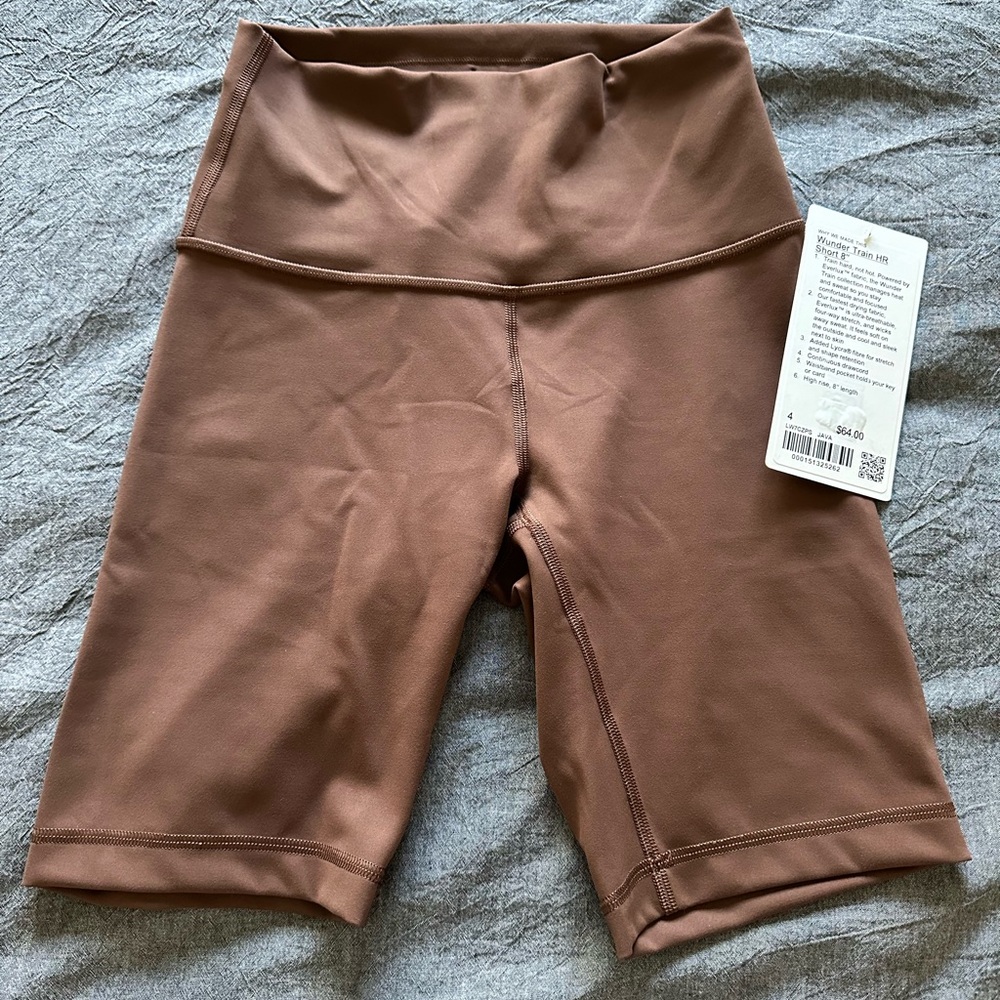 Lululemon Wunder Train HR Shorts 8”
